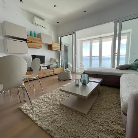 شقة First Row To The Sea أوباتيا