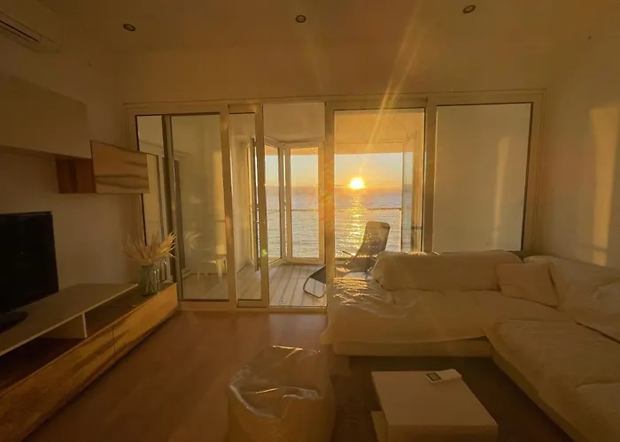 Apartamento First Row To The Sea *