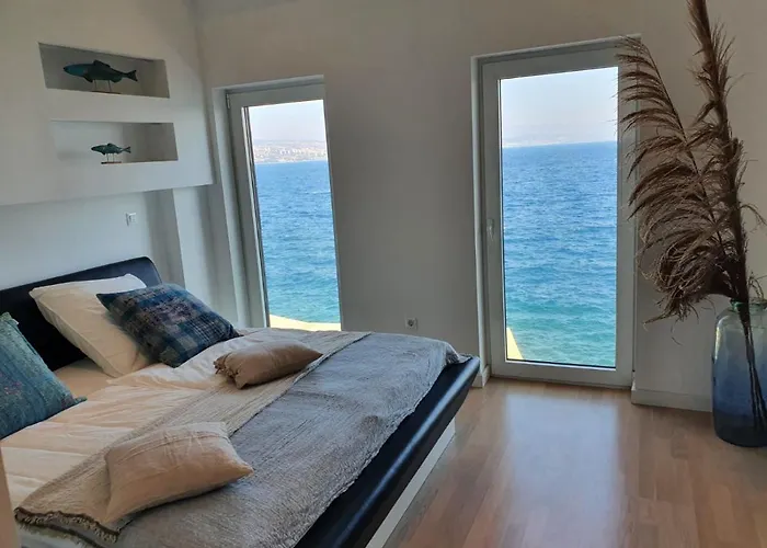 First Row To The Sea