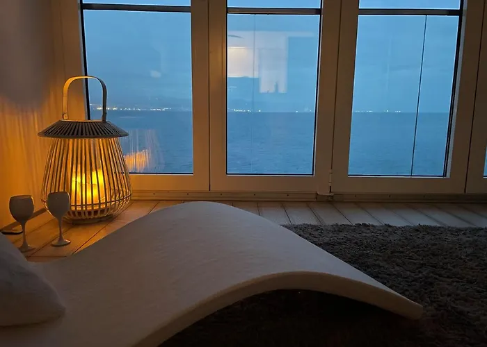 Apartmán First Row To The Sea *